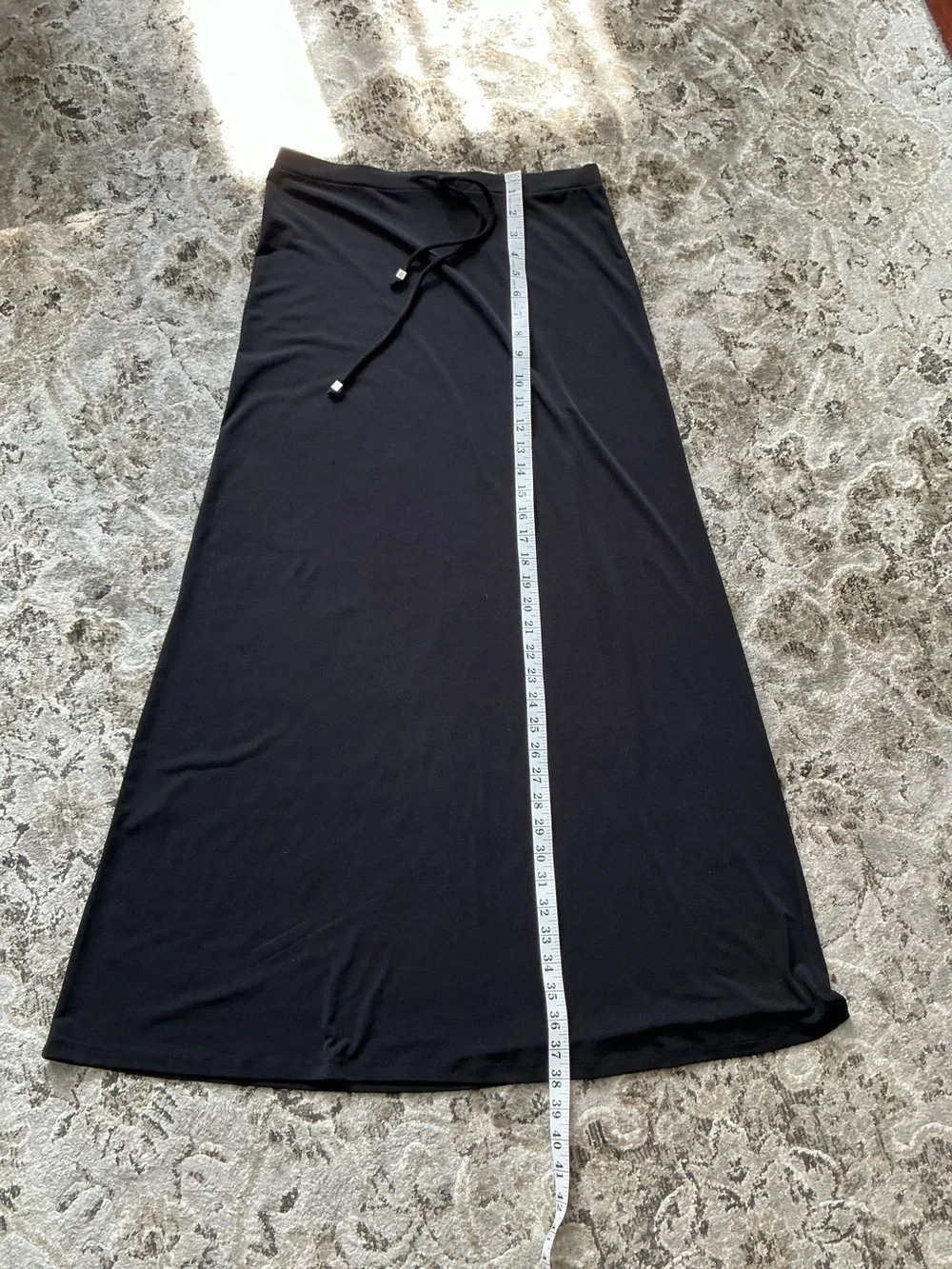 ELEGANT Michael Kors MIDI skirt 🌹